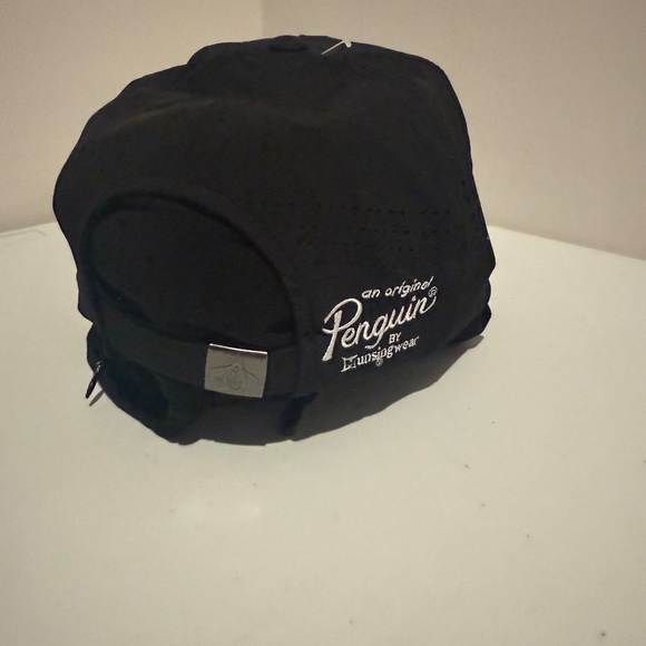 Penguin Golf Hat - Picture 2 of 3